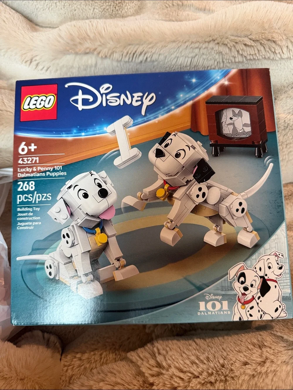 LEGO Disney 101 Dalmatians Lucky & Penny Puppies Building Toy - White